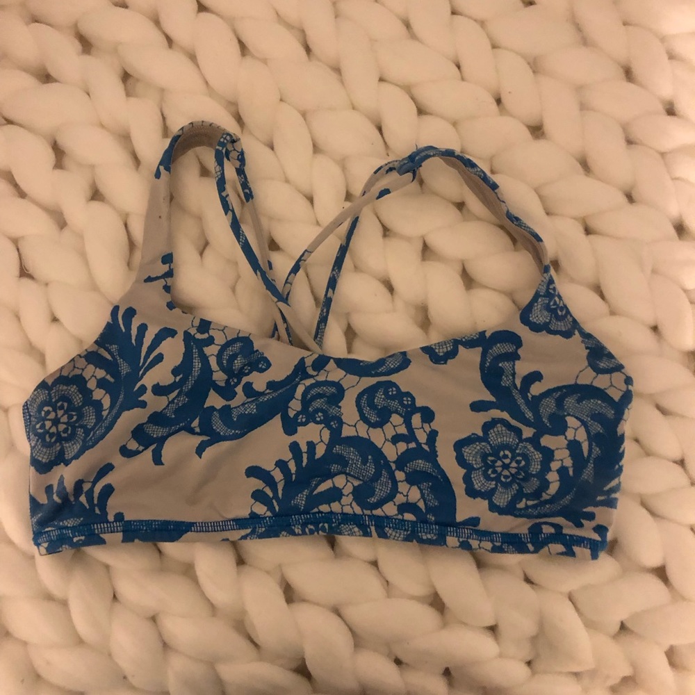 Lululemon bra
